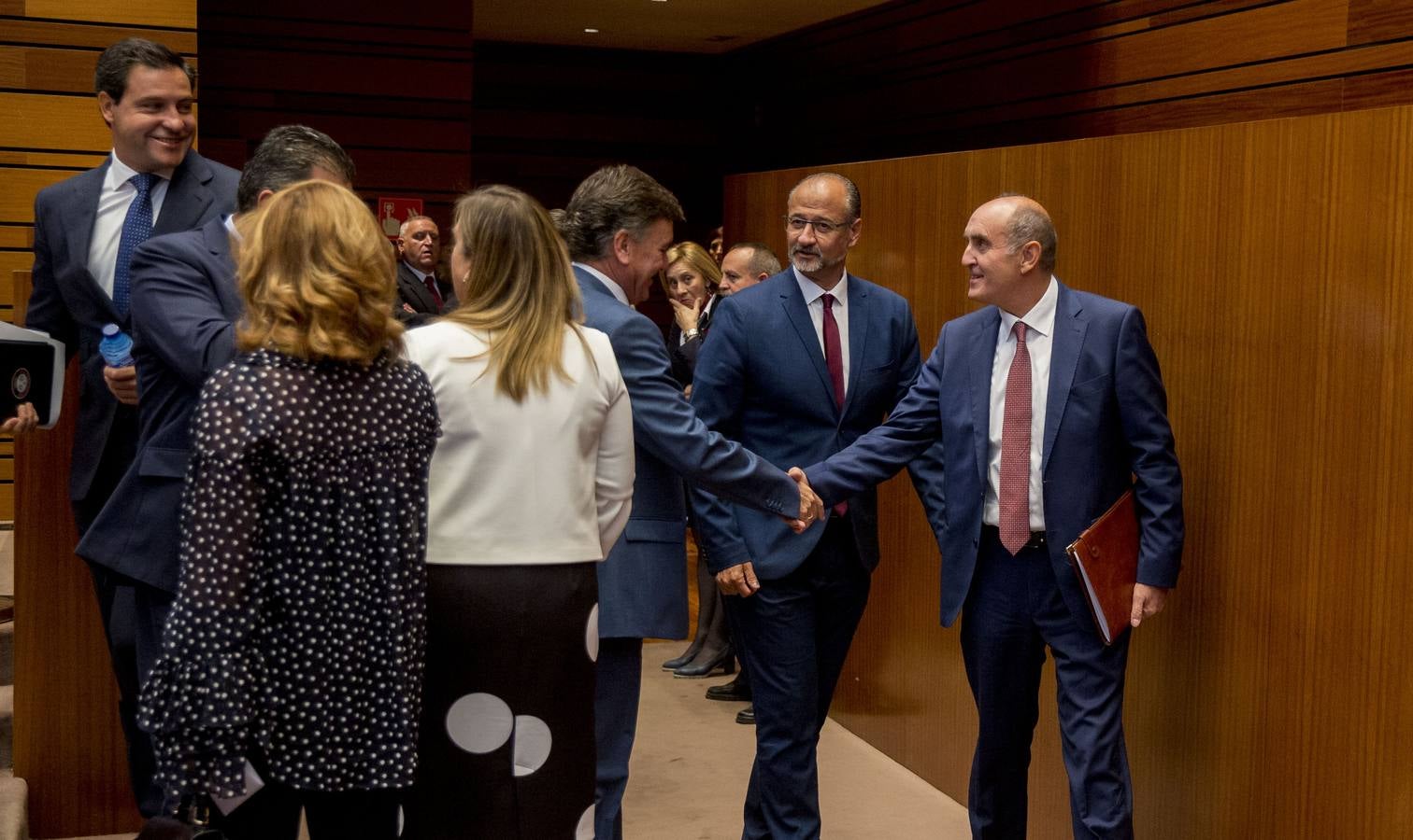 Tomás Quintana alerta sobre la lista de espera para acceder a residencias de mayores públicas o concertadas y sobre el deterioro de servicios que se percibe en el medio rural