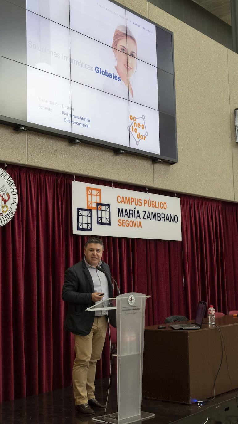 Fotos: «Conectados»en la UVA