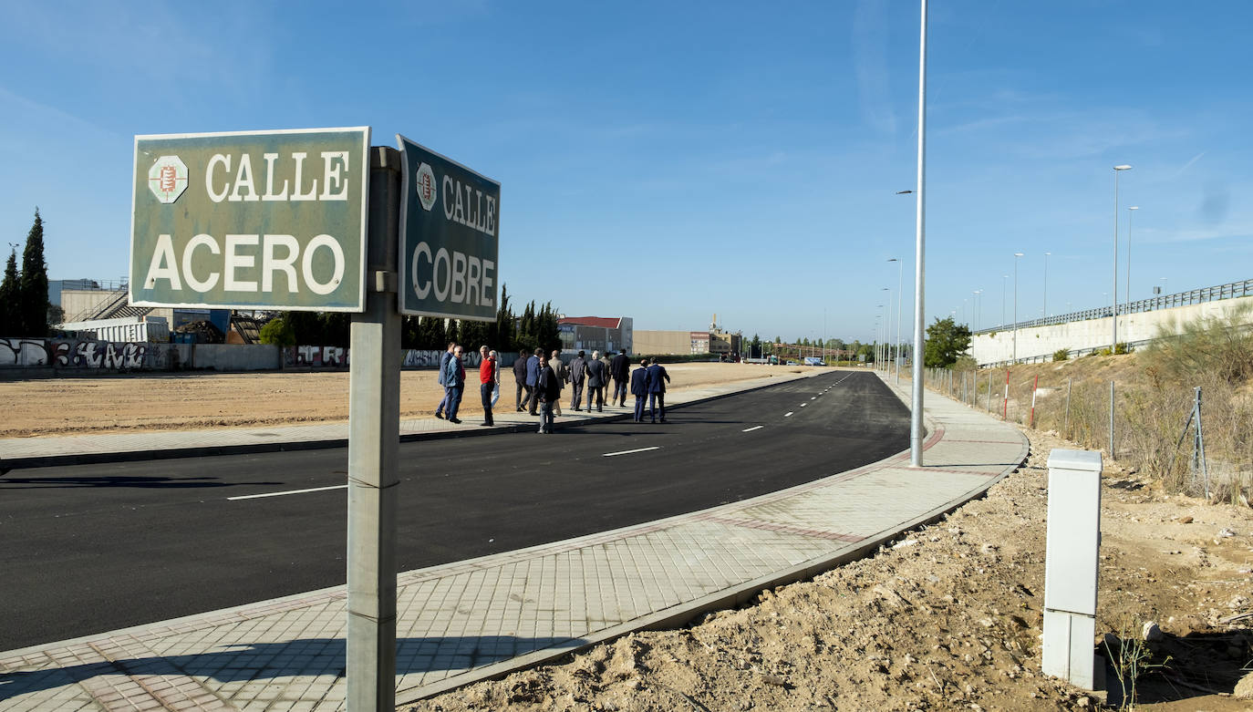 La calle Cobre, que une las calles Acero y Topacio de San Cristóbal. 