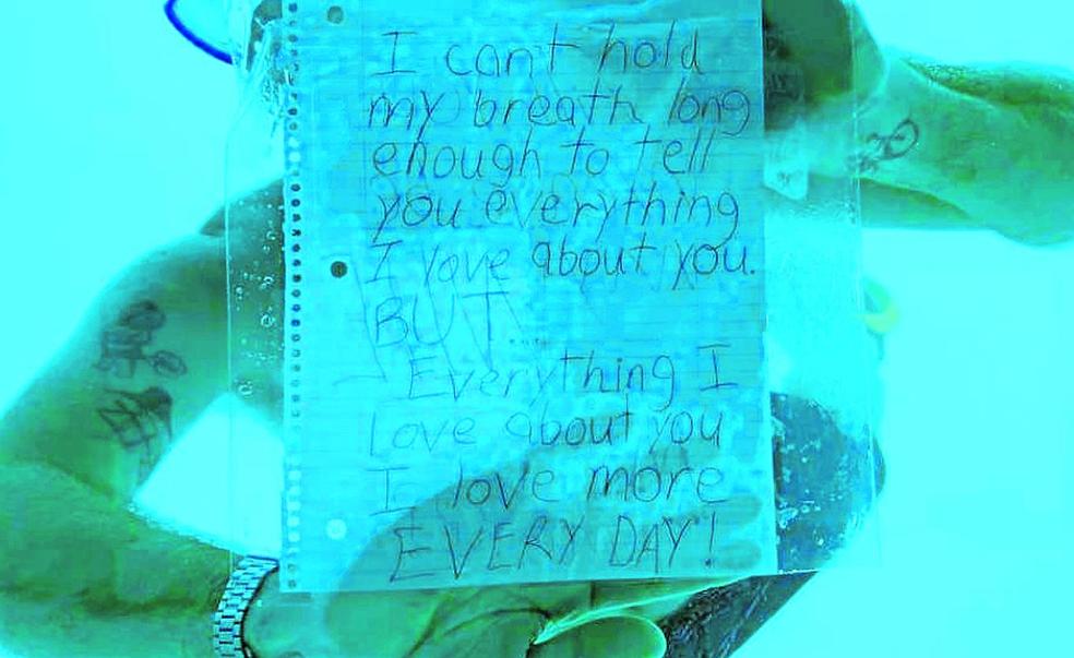 Texto con el que Steve Weber pidió a su novia que se casara con ella. Minutos después, falleció.