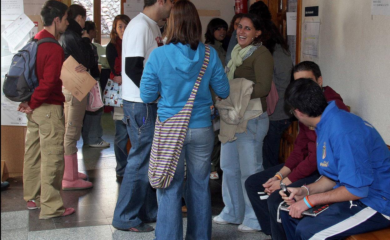 Aumnos de la Universidad de Valladolid. 