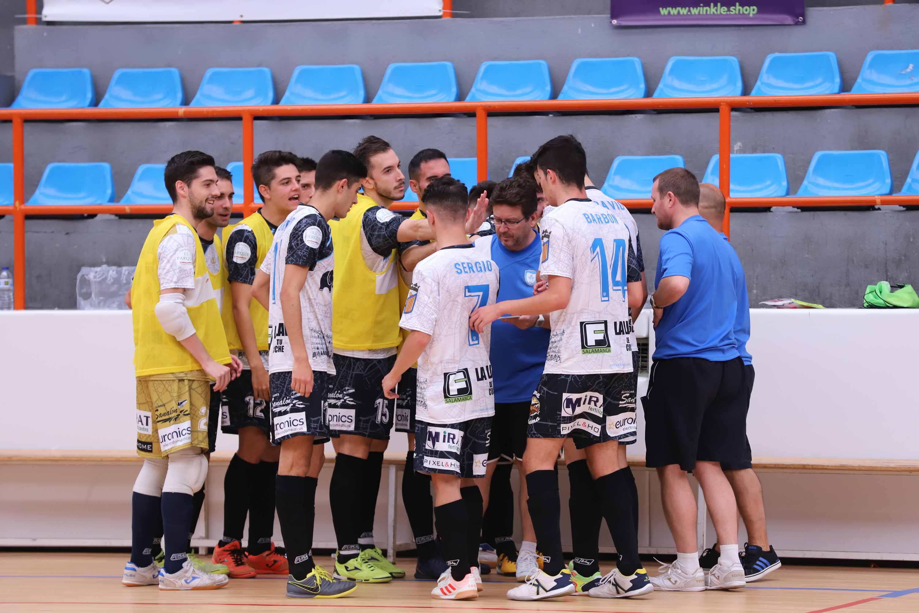 El partido de fútbol sala entre FS Salamanca Unionistas y el Tierno Galván. 