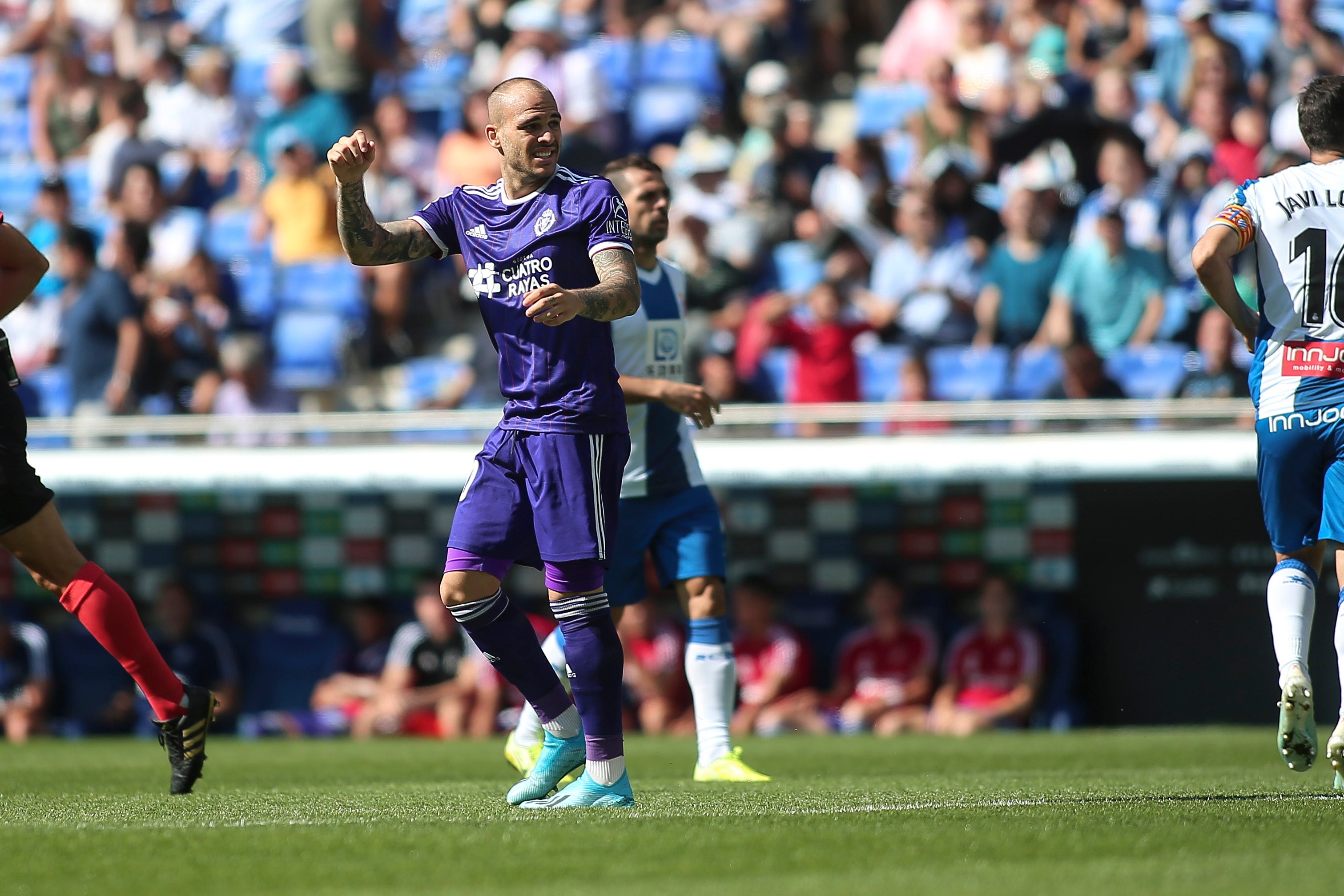 El Real Valladolid logra por primera vez sacar los tres puntos de Cornellà.
