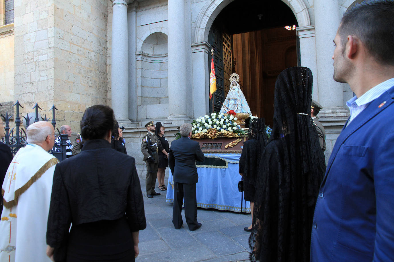 Finaliza la solemne novena de la patrona de Segovia, que ha sido acompañada por miles de segovianos en el traslado desde la Catedral