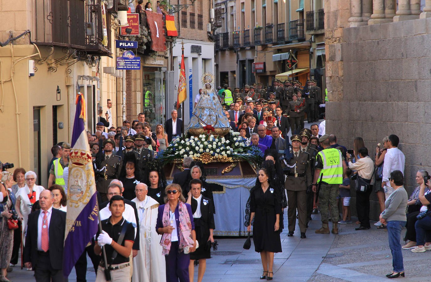 Finaliza la solemne novena de la patrona de Segovia, que ha sido acompañada por miles de segovianos en el traslado desde la Catedral