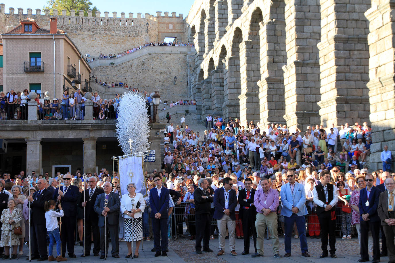 Finaliza la solemne novena de la patrona de Segovia, que ha sido acompañada por miles de segovianos en el traslado desde la Catedral