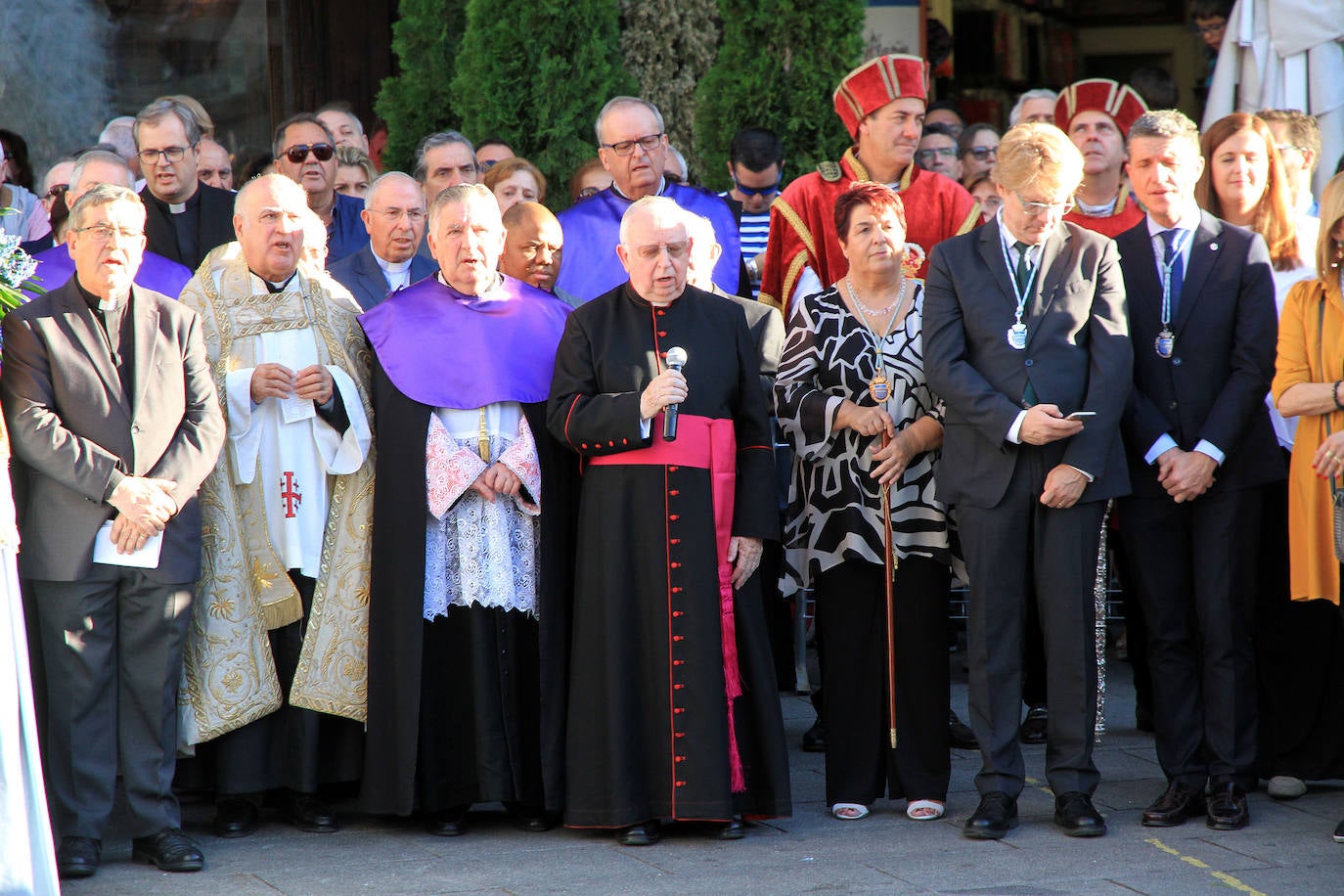 Finaliza la solemne novena de la patrona de Segovia, que ha sido acompañada por miles de segovianos en el traslado desde la Catedral