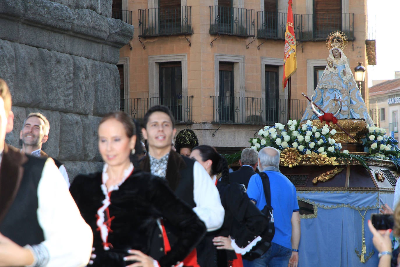Finaliza la solemne novena de la patrona de Segovia, que ha sido acompañada por miles de segovianos en el traslado desde la Catedral