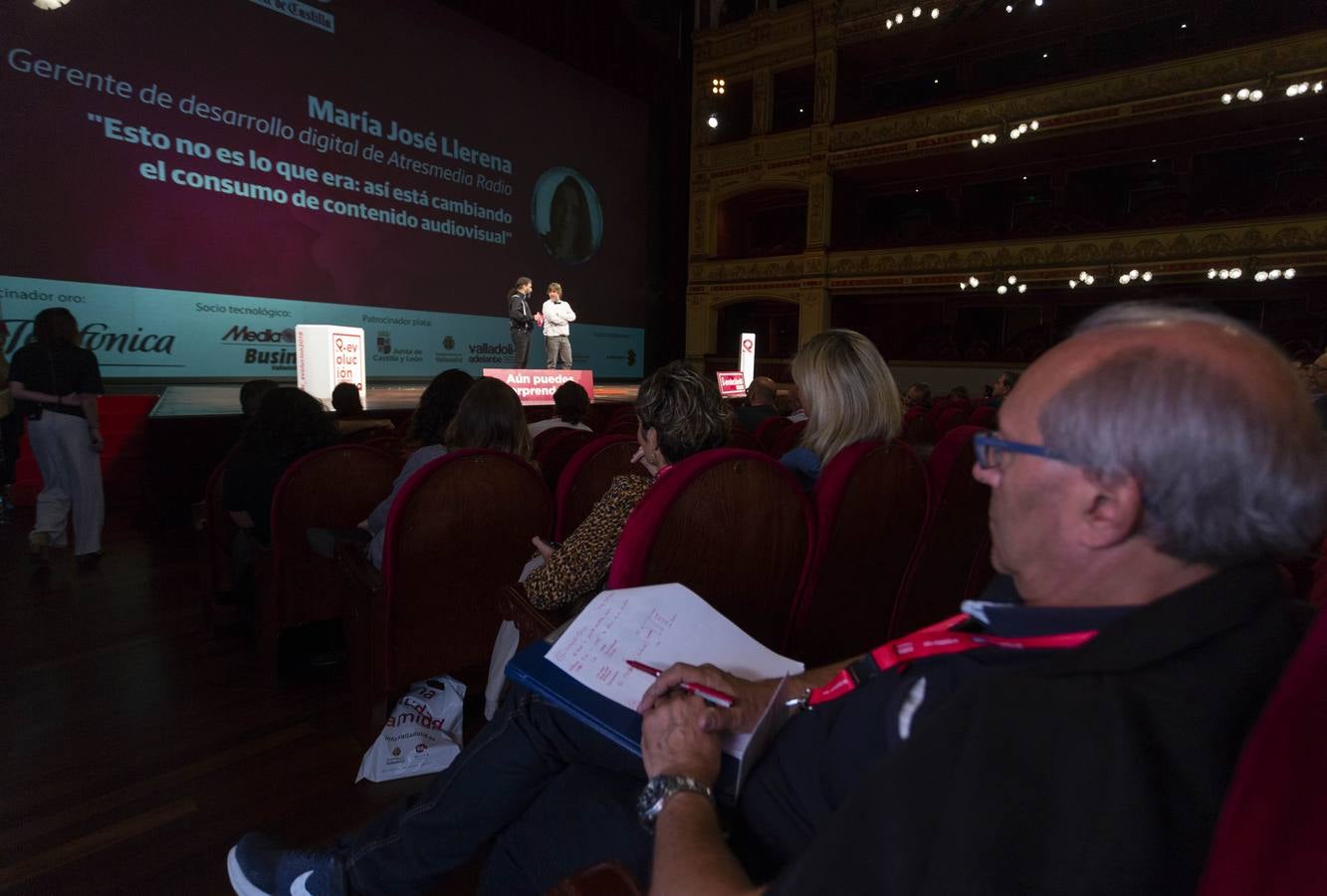 Las mejores mentes sobre inteligencia artificial, redes sociales, marketin y transformación digital se dan cita en el Teatro Calderón de Valladolid