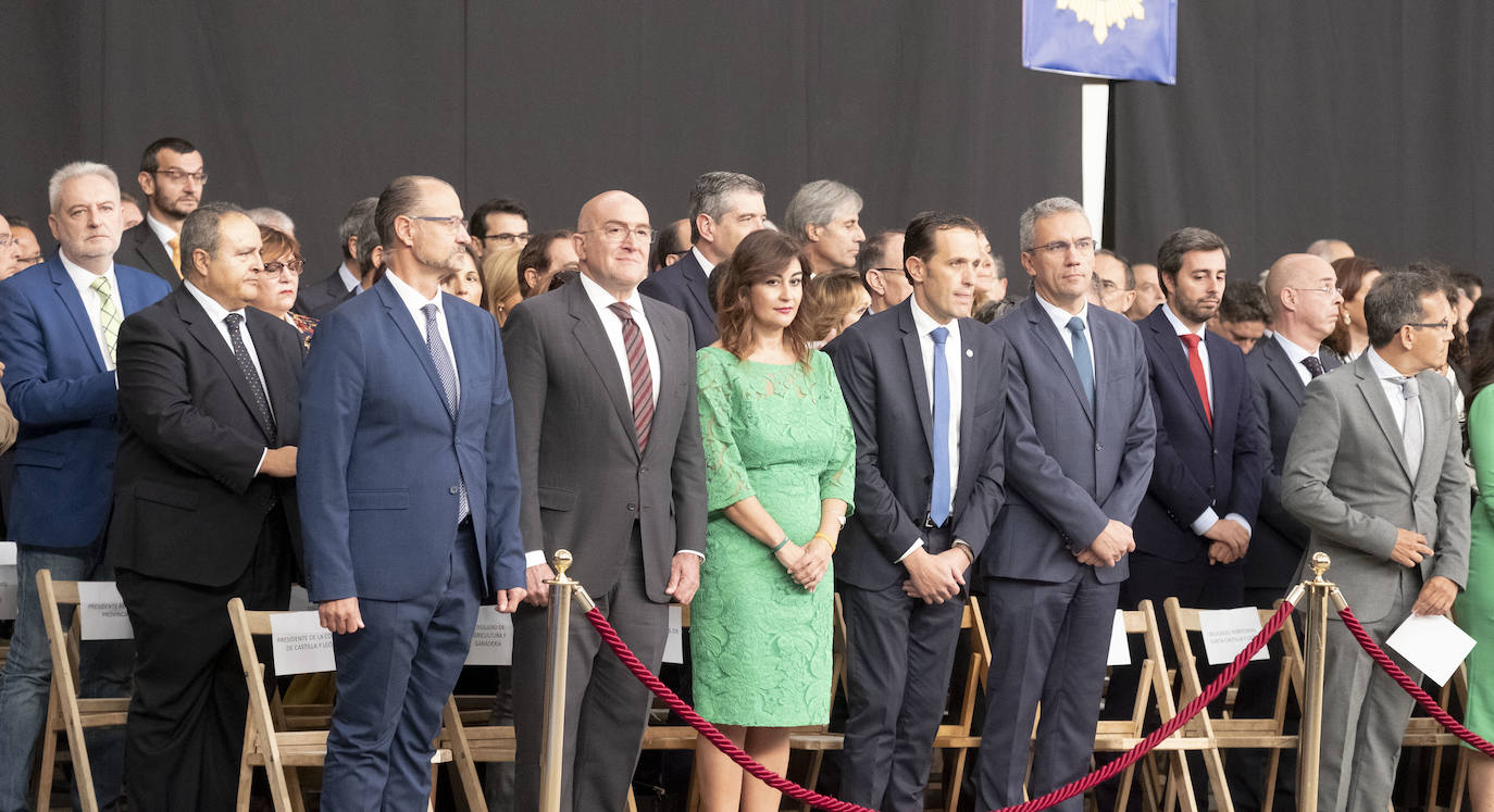 Celebración de los Ángeles Custodios, patrón de la Policía Nacional. 