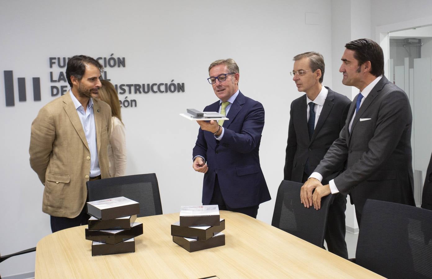 Se trata de unas instalaciones ubicadas en la calle Santa María de la Cabeza, donde la fundación, una institución paritaria participada por empresas y sindicatos, pretende formar a más de 1.000 trabajadores del sector al año