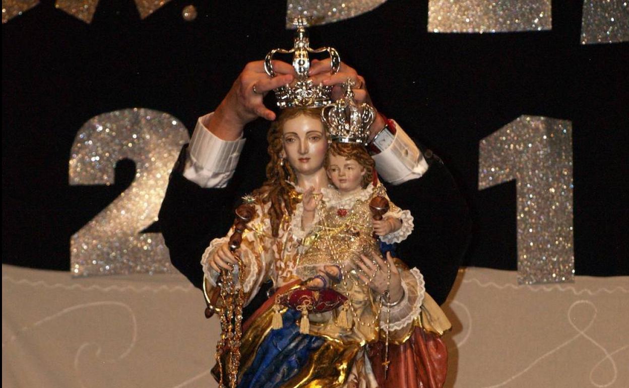 Nueva imagen de la Virgen del Rosario. 