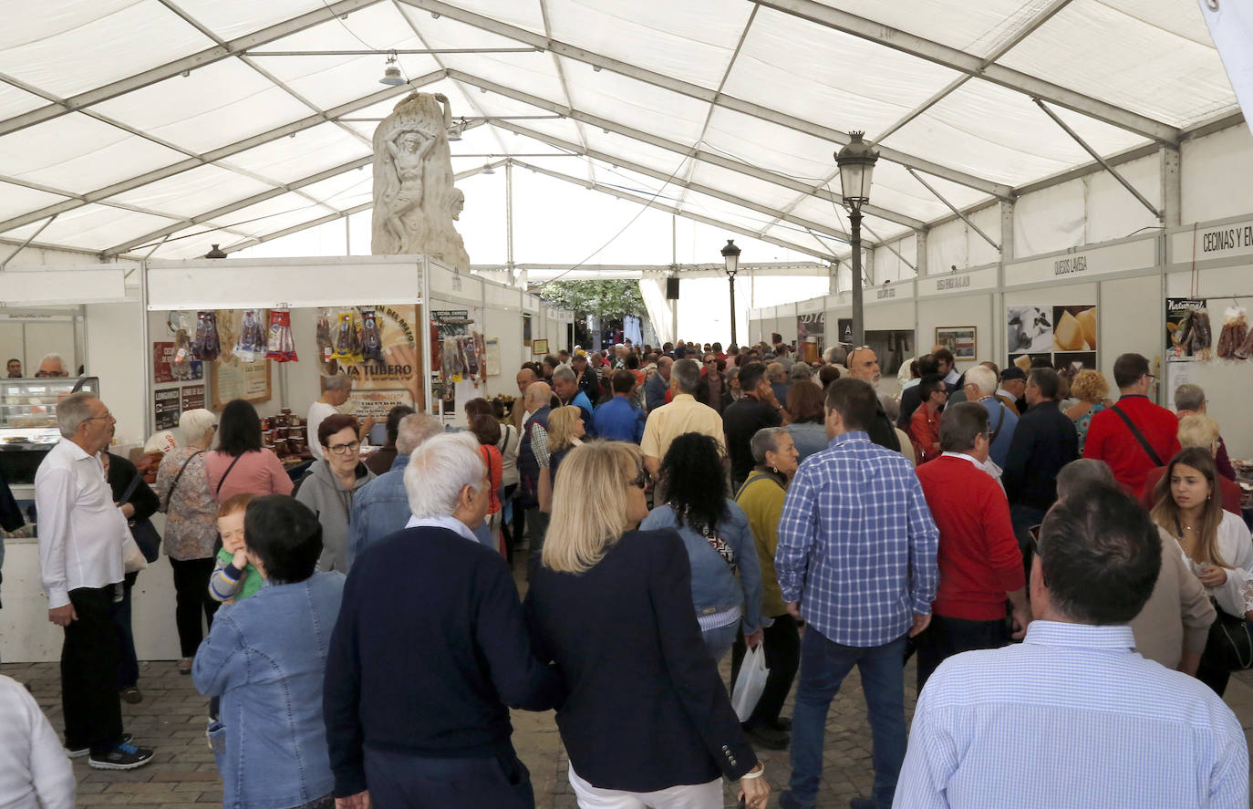 Fotos: Feria grastronómica de Naturpal en Palencia