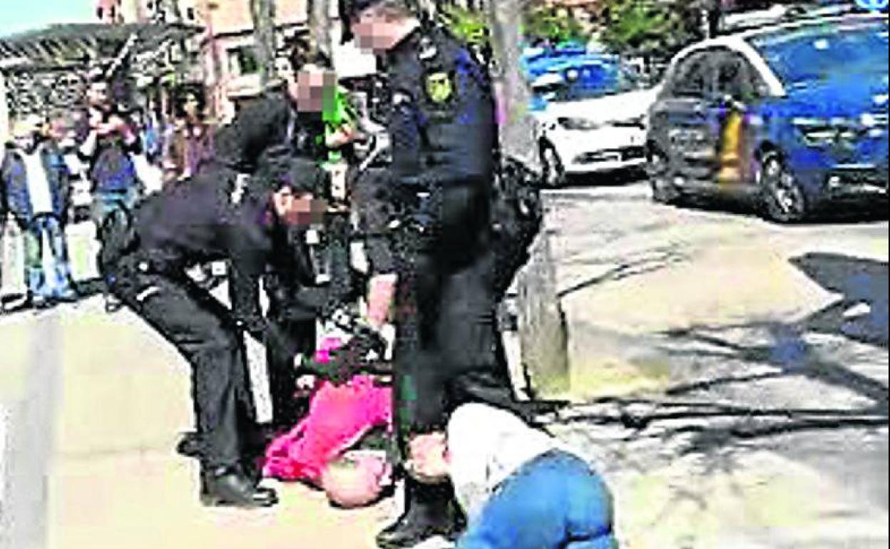 Detención del matrimonio encausado el 23 de marzo. 