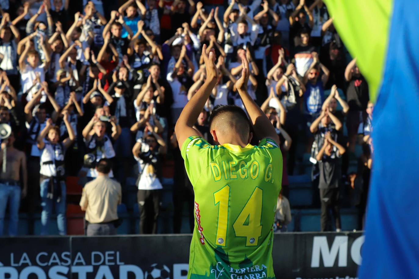 Los jugadores del Salamanca CF UDS y Unionistas. 