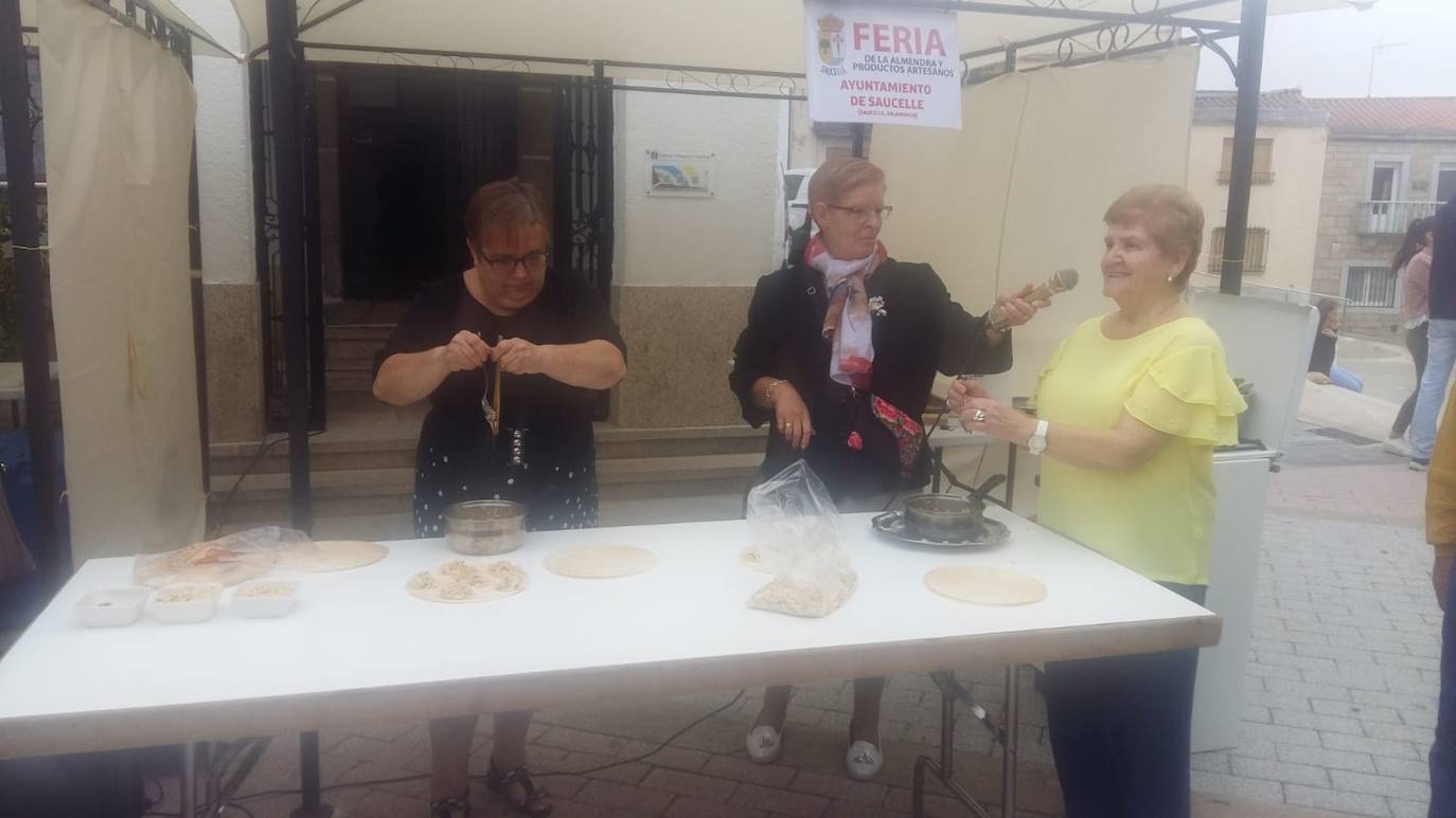 Saucelle celebra la Feria de la Almendra