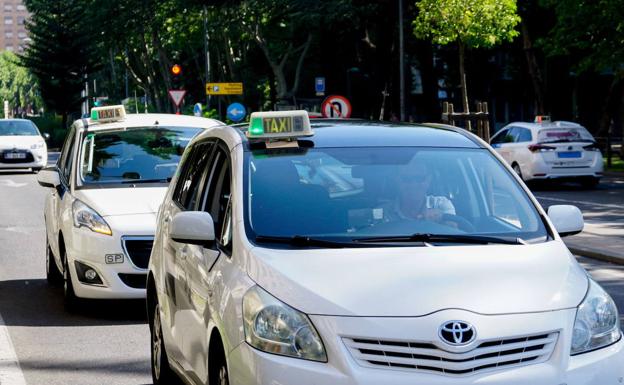 El reglamento del taxi en la y el alfoz se a pública | Norte de Castilla