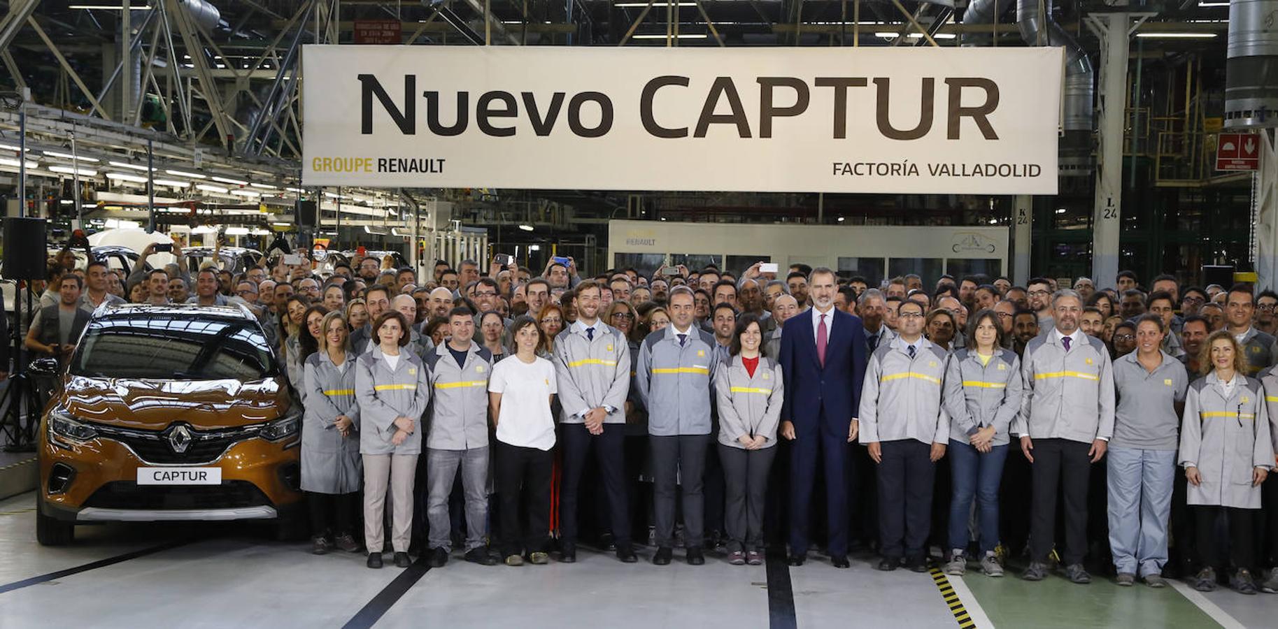 Fotos: El Rey Felipe VI visita la factoría de carrocería y montaje de Renault Valladolid