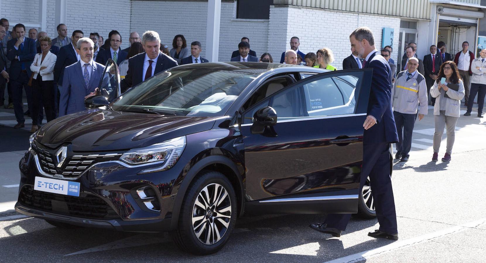 Fotos: El Rey Felipe VI visita la factoría de carrocería y montaje de Renault Valladolid