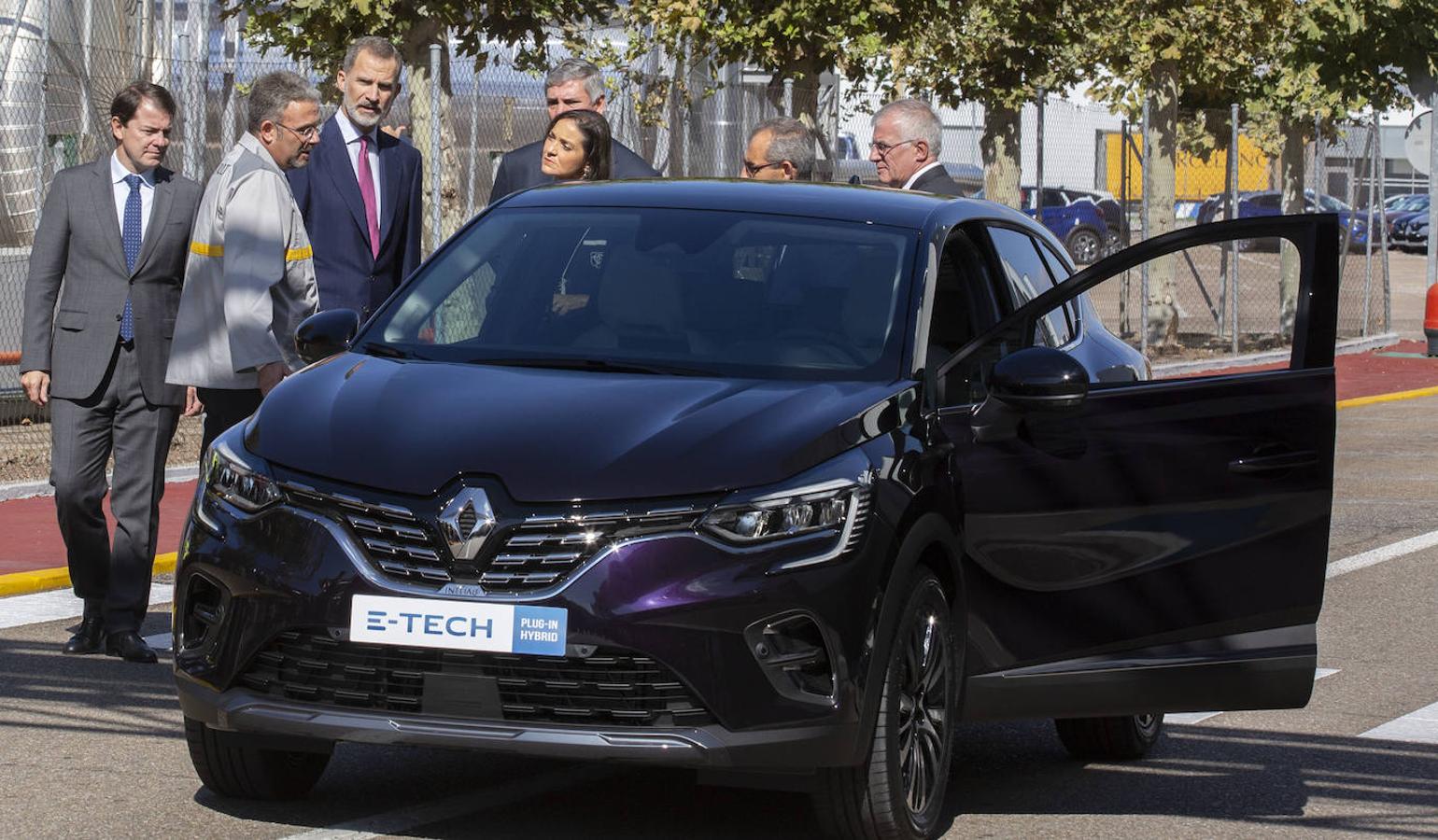Fotos: El Rey Felipe VI visita la factoría de carrocería y montaje de Renault Valladolid