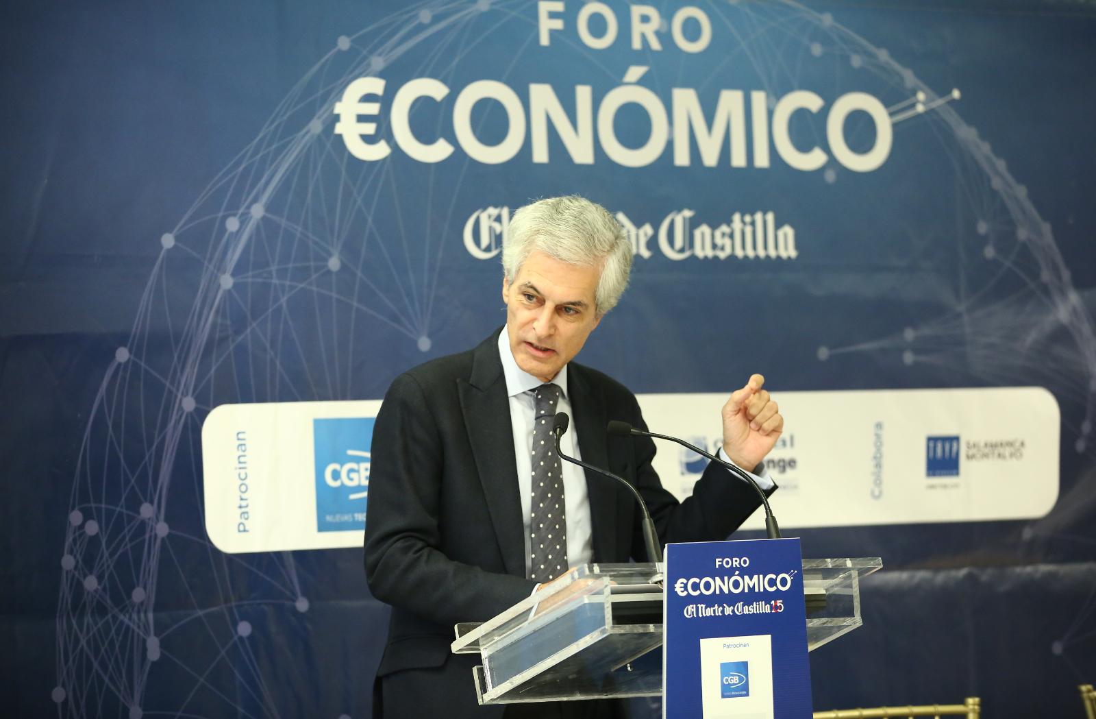 Suárez Illana, durante su intervención en el Foro Económico de El Norte.