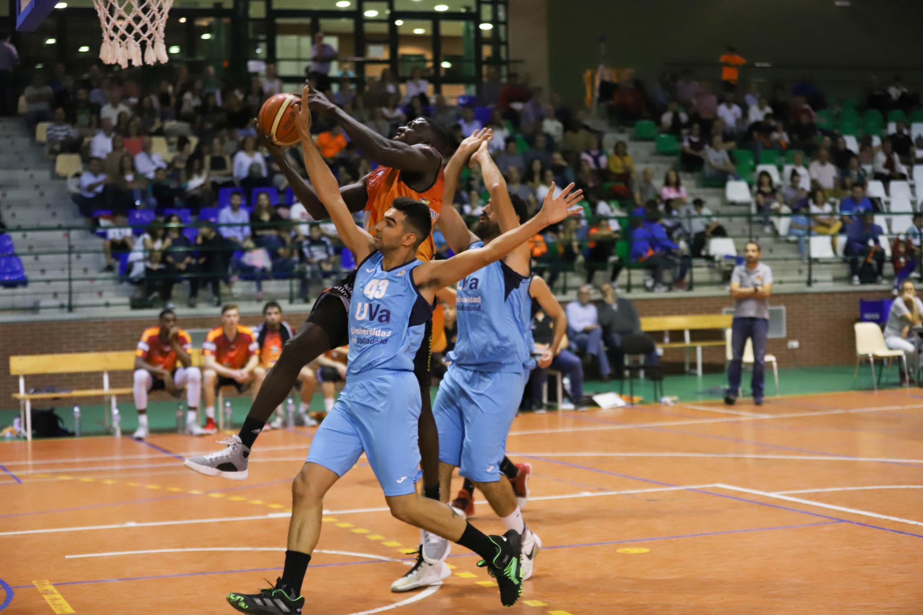 Aquimisa Carbajosa Basket- UVA de Valladolid. 