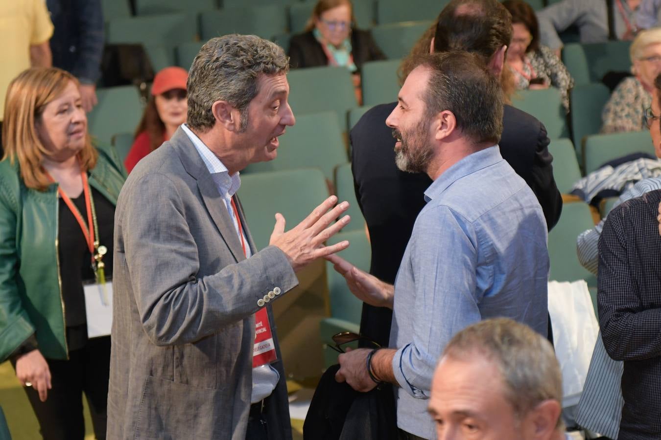 Escarda consigue el apoyo del 94% de los votos para su nueva ejecutiva, que mantiene como pilares fuertes a Raquel Alonso (Organización) y a Francisco Ferreira (Política Municipal), ambos de la anterior dirección 