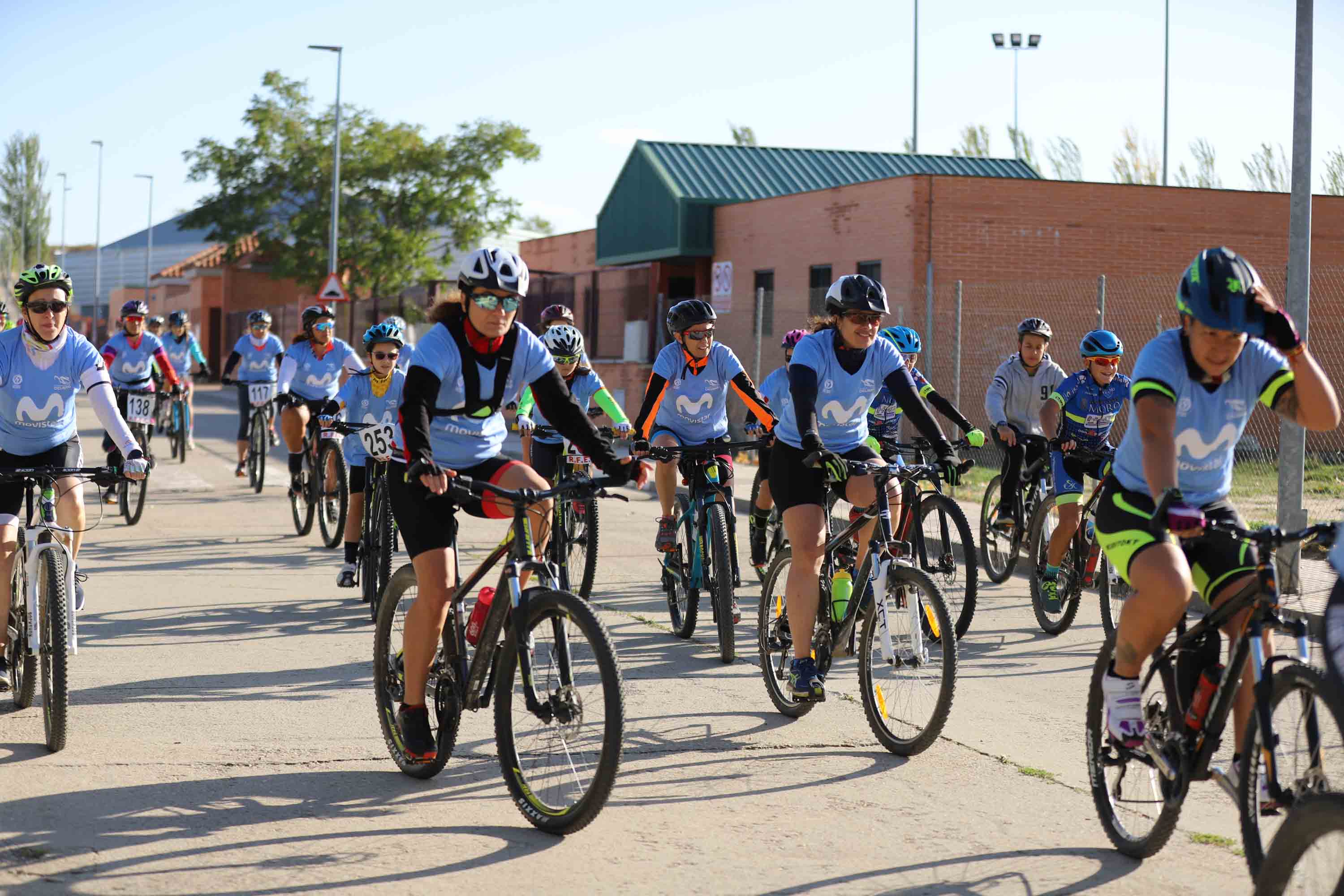 Fotos: Quedada Women in Bike en Carbajosa de la Sagrada (Salamanca)