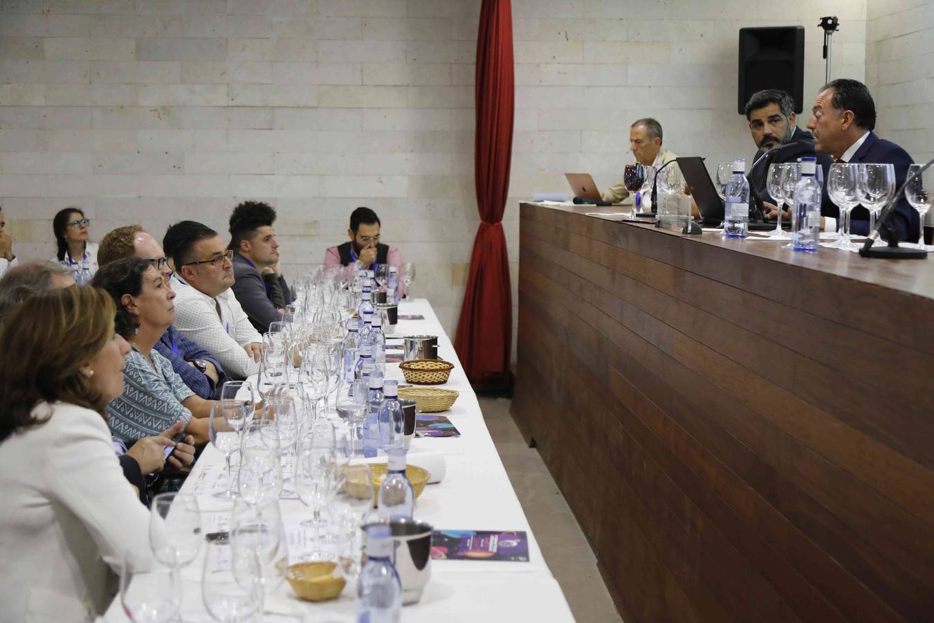 Fotos: Cuartas Jornadas Técnicas Internacionales de Sumillería en el Museo del Vino de Peñafiel