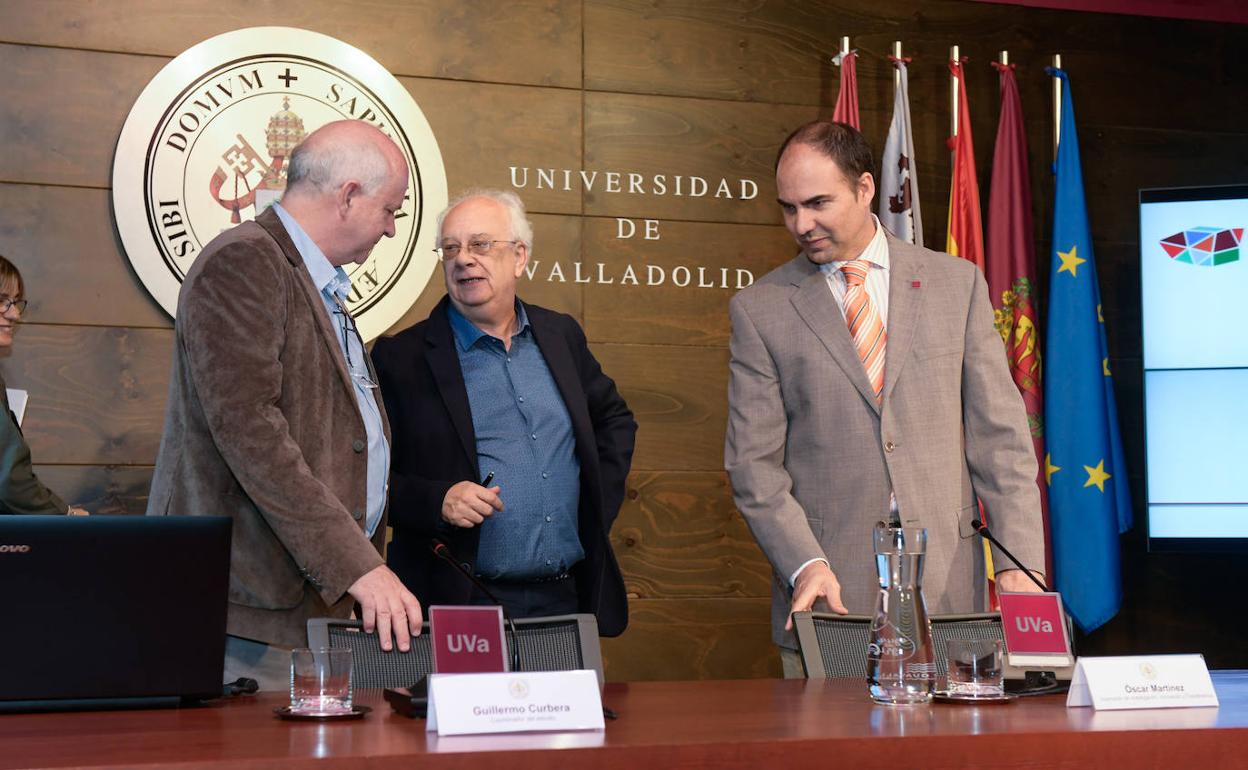 Guillermo Curbera, Félix Delgado y Óscar Martínez. 