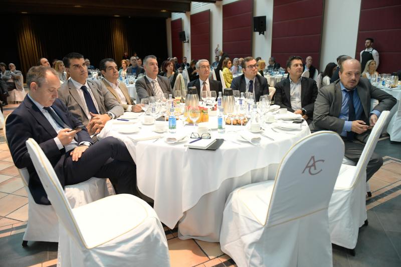 El Norte de Castilla y BBVA han celebrado este miércoles un desayuno informativo cuyo tema central es 'La disrupción digital, una oportunidad para crecer'.