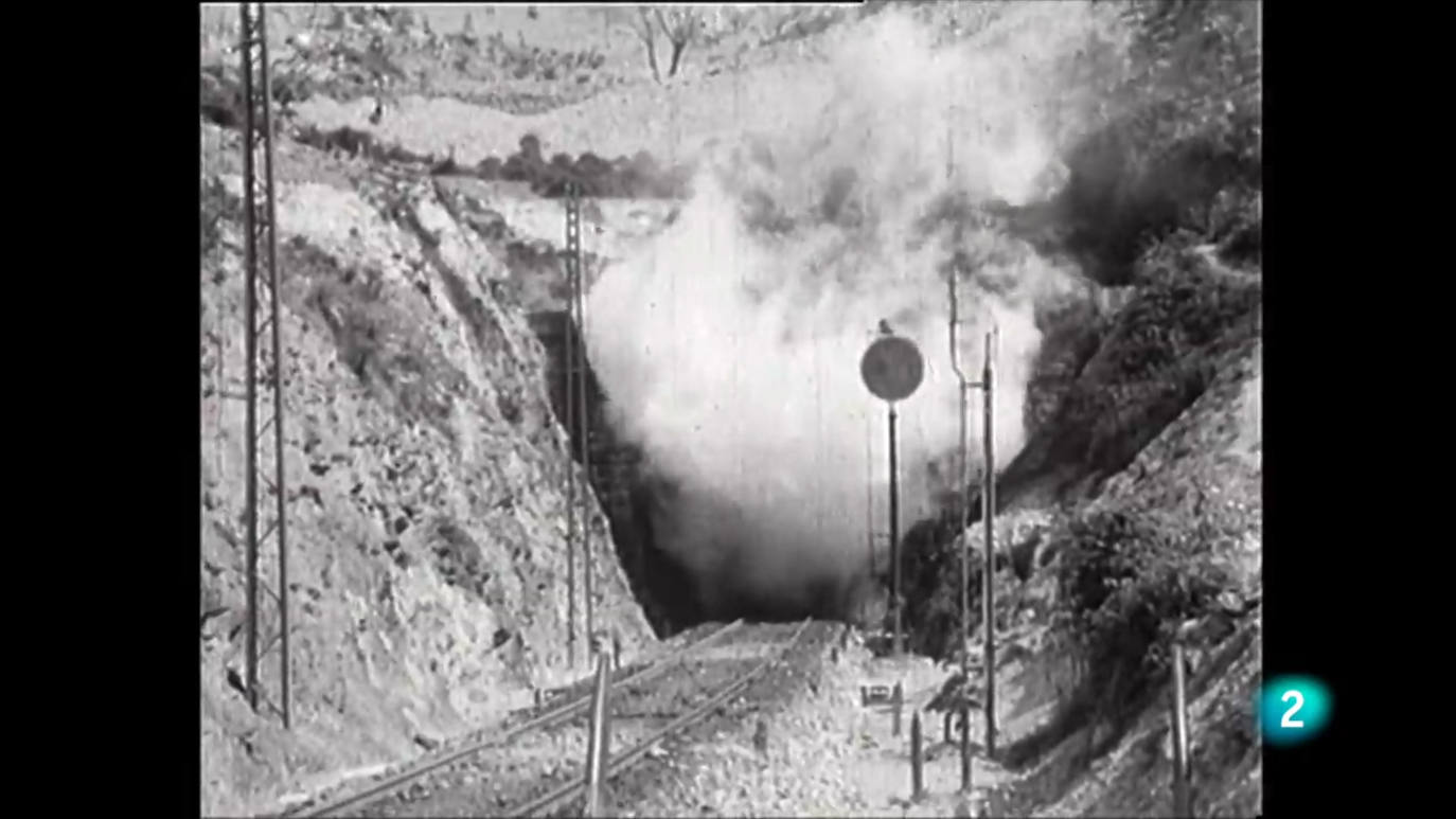 El 3 de enero de 1944, la localidad leonesa de Torre del Bierzo fue el escenario de un suceso que acabó con la vida de un número aún hoy indeterminado de pasajeros que integraban el Expreso 421.