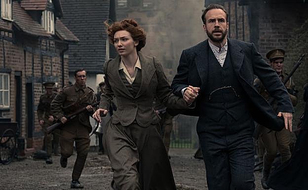 Un fotograma de la serie de la BBC.