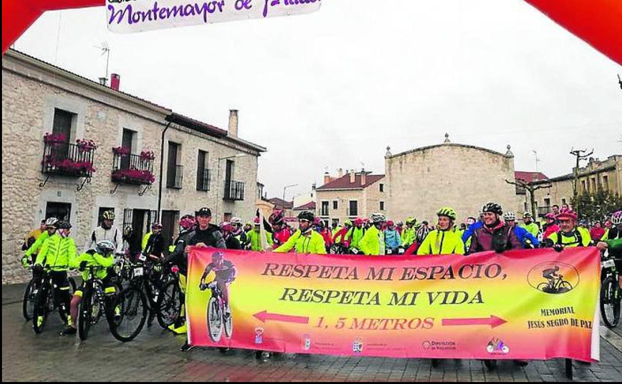 Cerca de 200 personas completan en Montemayor el recorrido natural de la IX MTB La Pililla