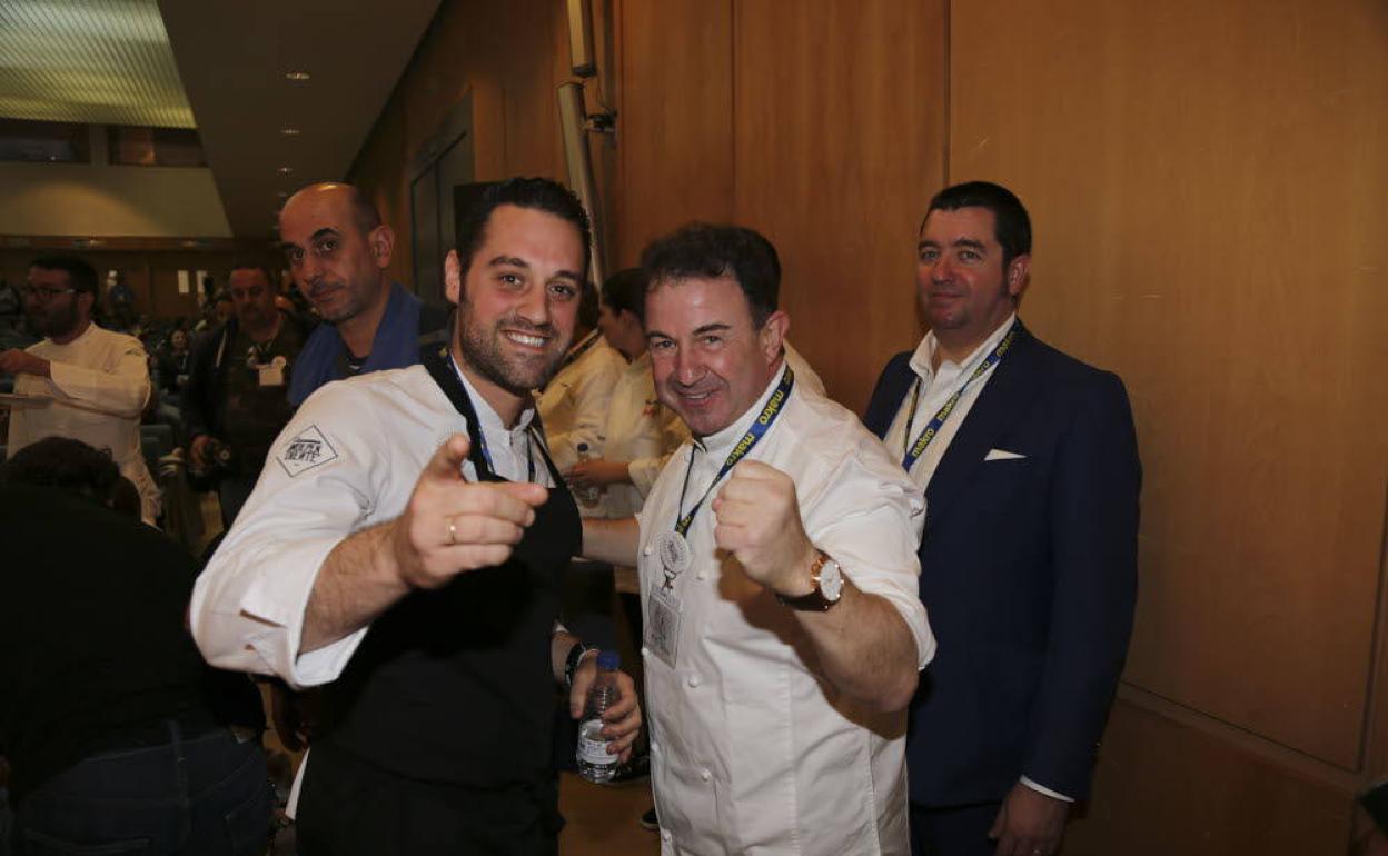 Los cocineros Fran Vicente y Martín Berasategui, en la primera edición del foro. 