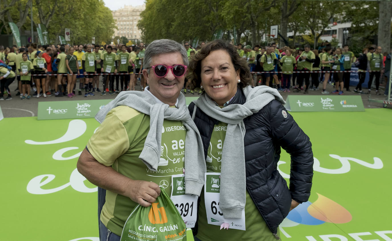 Participantes de la marcha contra el cáncer. 