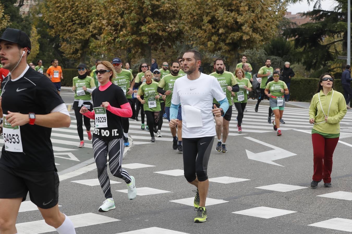 Participantes de la marcha contra el cáncer. 