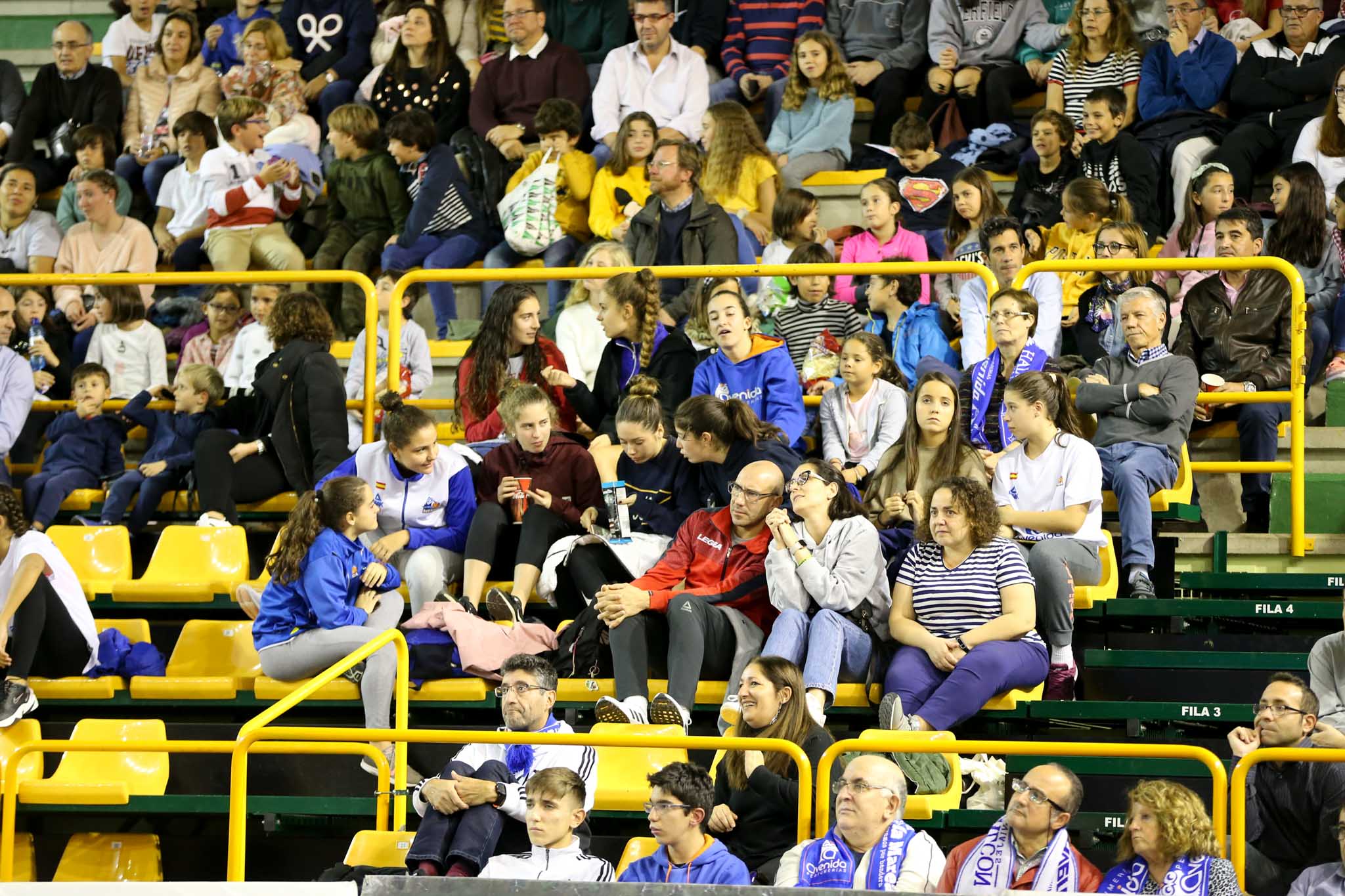Fotos: Partido del CB Avenida ante el Uni Gyor Mely-Ut húngaro