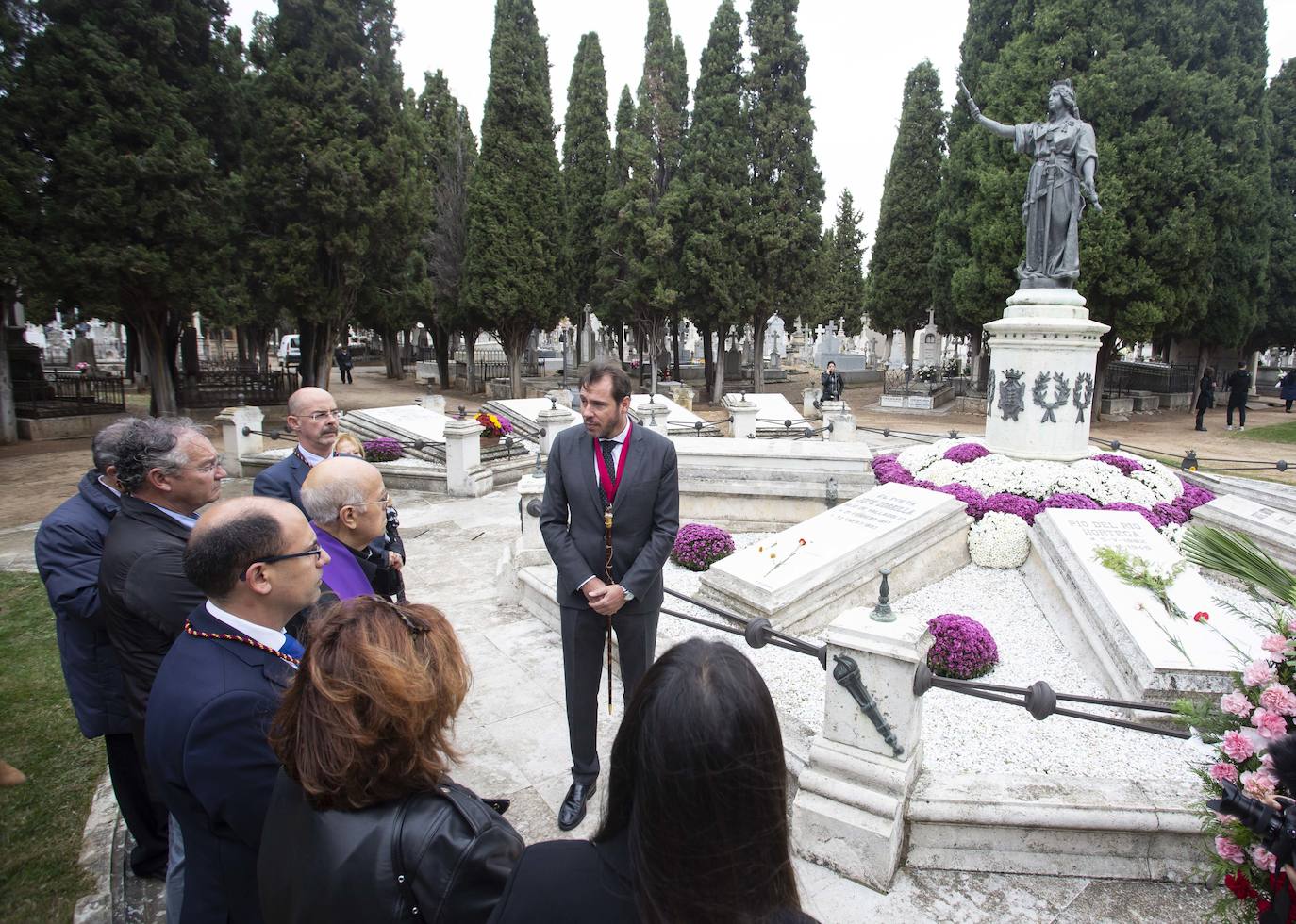 El cementerio del Carmen el Día de Todos los Santos. 