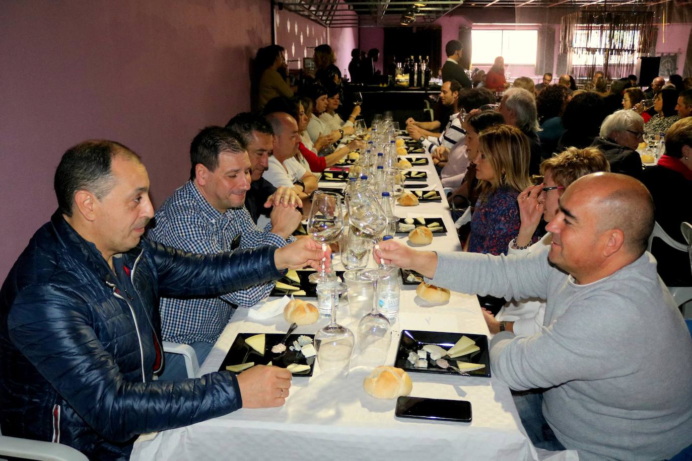 Baltanás disfruta de sus quesos y vinos.