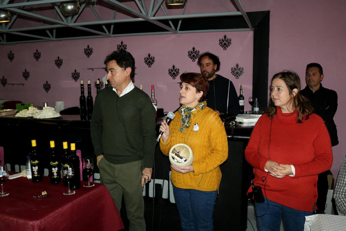 Baltanás disfruta de sus quesos y vinos.