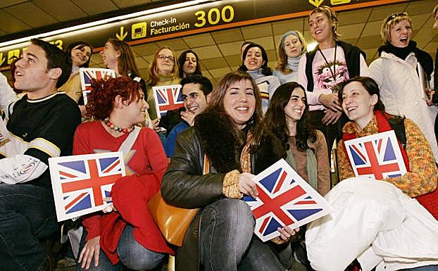 Enfermeras con destino a hospitales ingleses. 