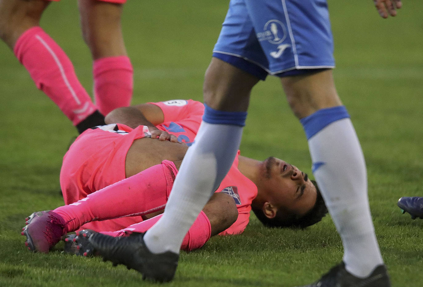 Fotos: Victoria de la Gimnástica Segoviana en Almazán (0-2)