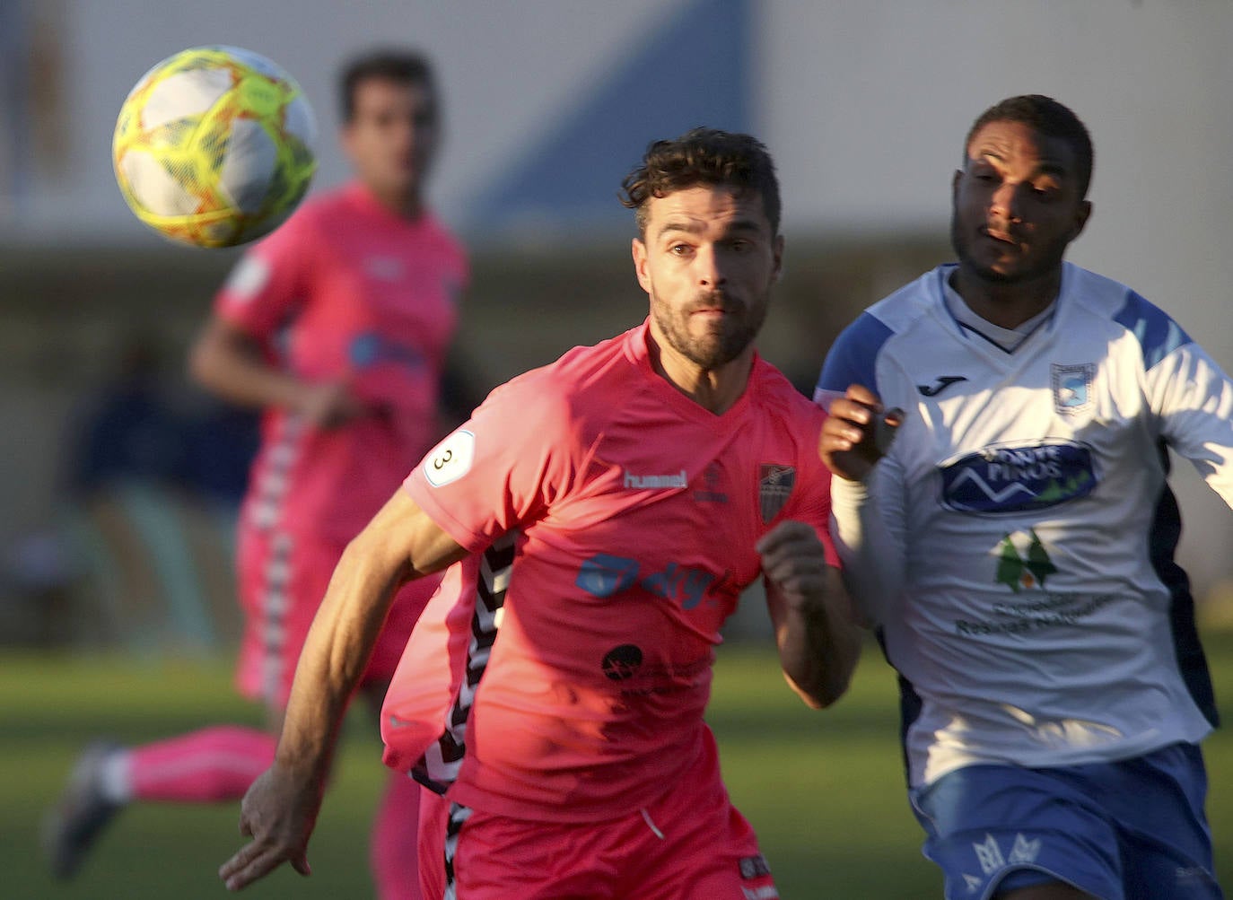 Fotos: Victoria de la Gimnástica Segoviana en Almazán (0-2)