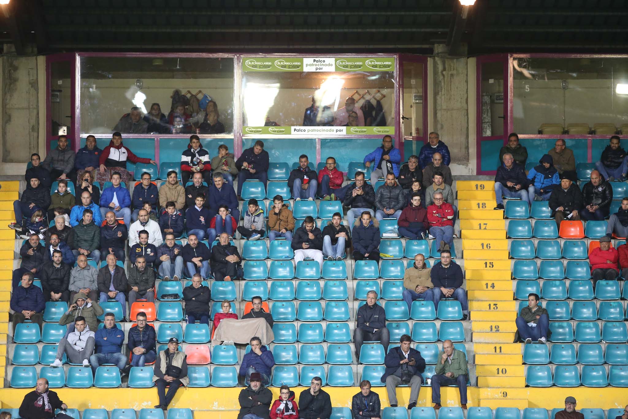 El Salamanca CF UDS contra el Barakaldo CF.