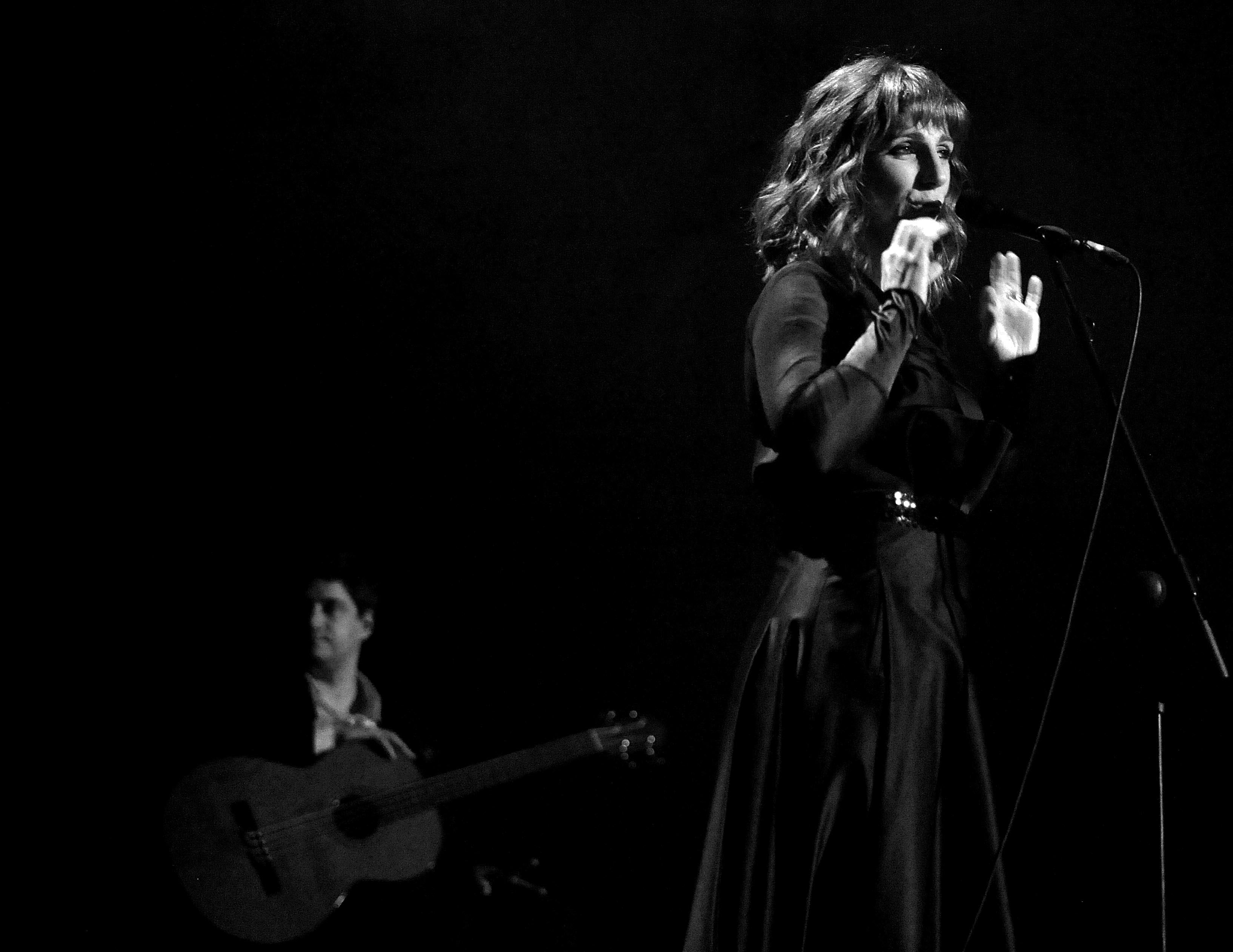 Fotos: La cantante de fados Katia Guerreiro en la Semana de la Música de Medina del Campo