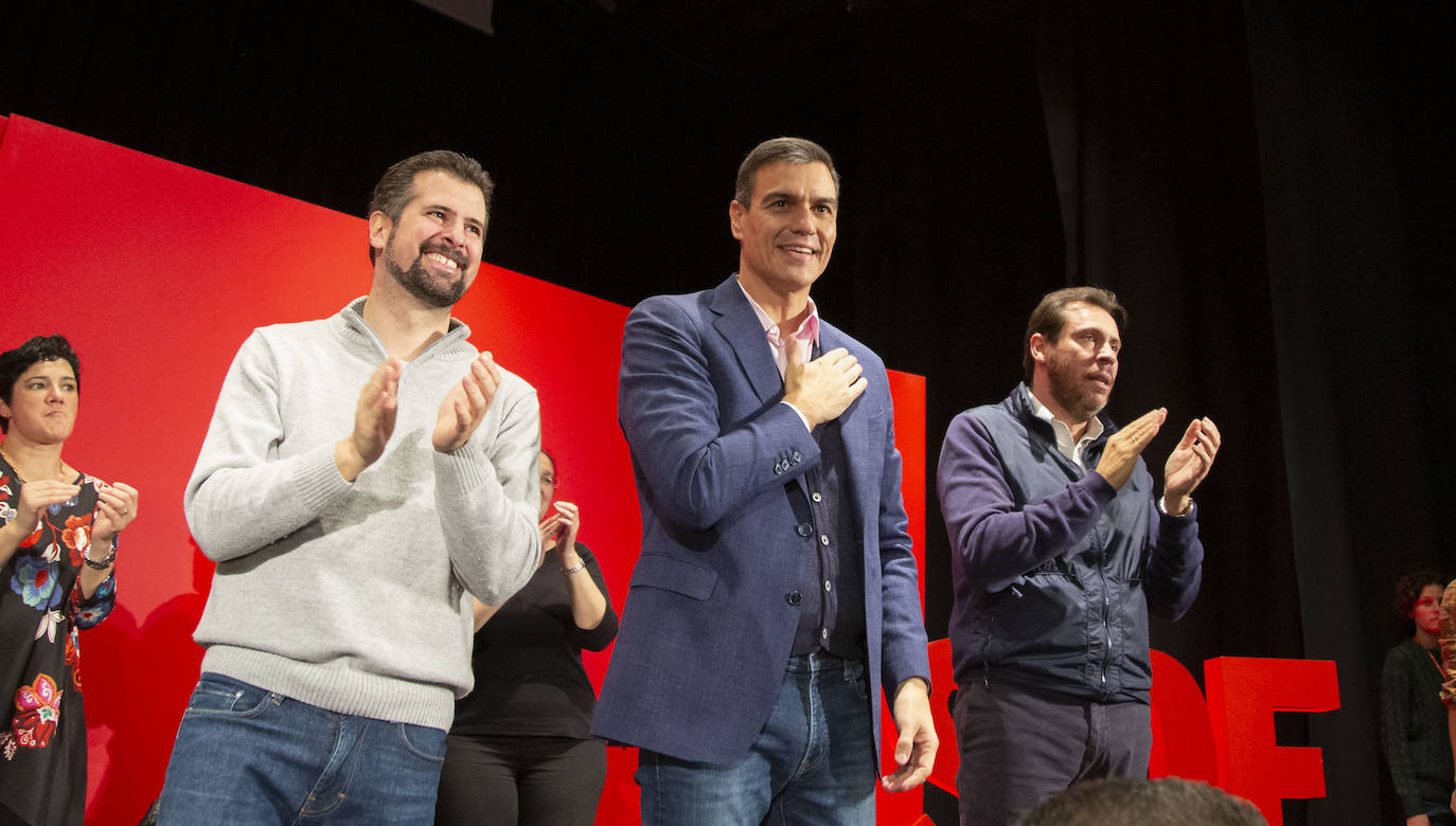 Pedro Sánchez ha visitado esta mañana el barrio de Pajarillos de Valladolid. 