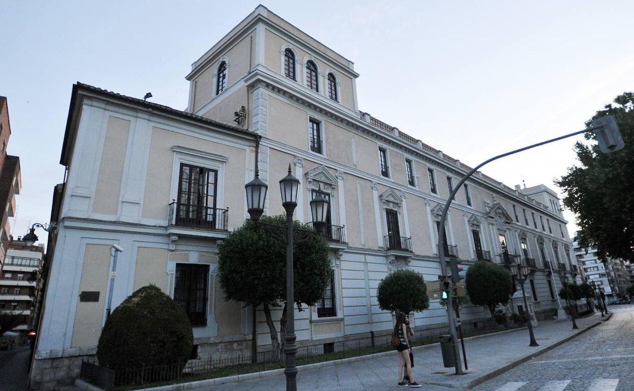 Fachada del Palacio Real de Valladolid.