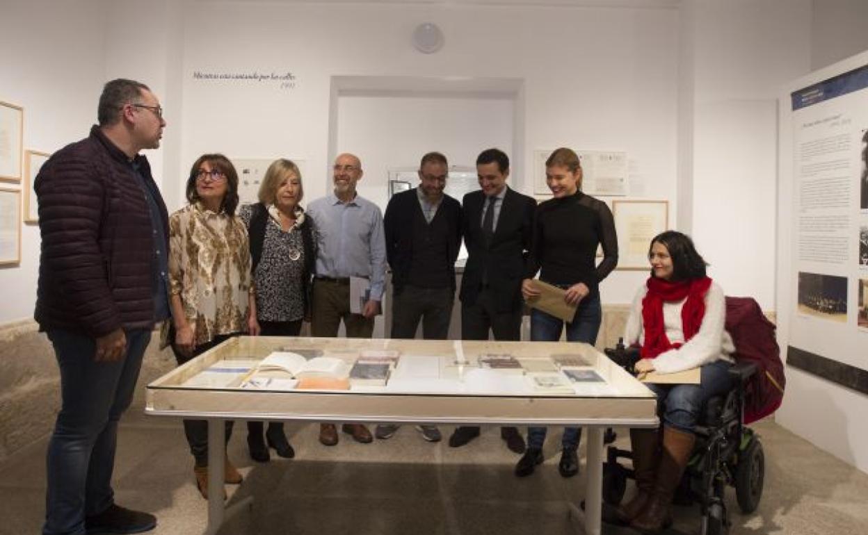 Acto de inauguración de la exposición sobre Claudio Rodríguez en la Biblioteca Pública del Estado de Zamora. 