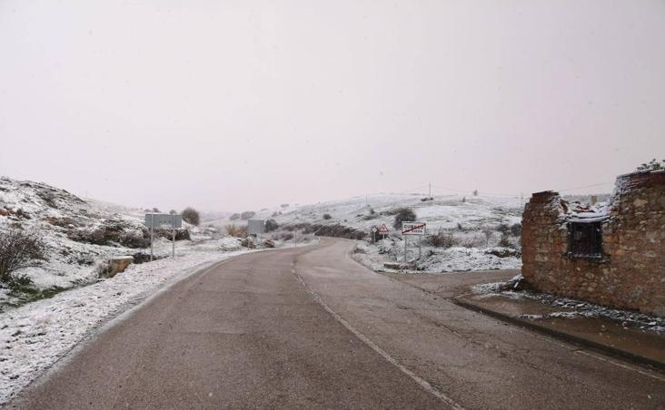 La nieve también ha llegado a otras localidades como Cubillo de Ojeda. 